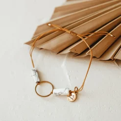 Armband Howlith