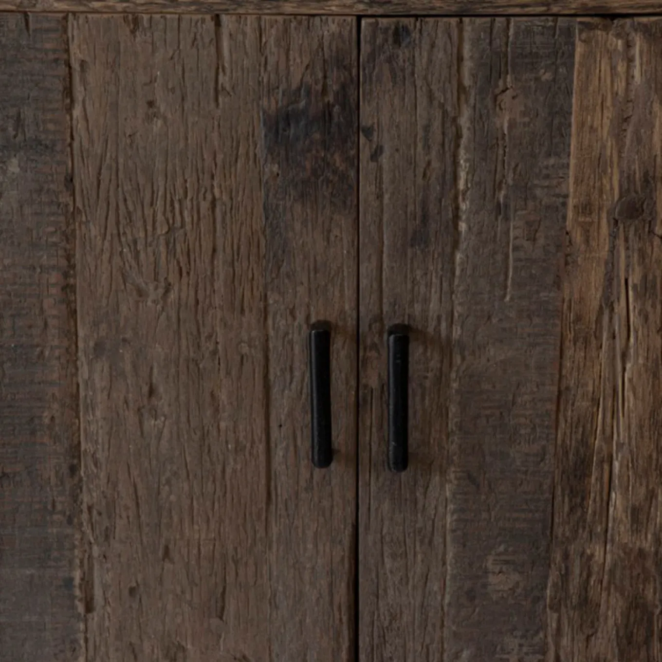 Badschrank mit Waschbecken