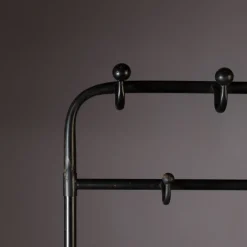 Garderobe Vintage