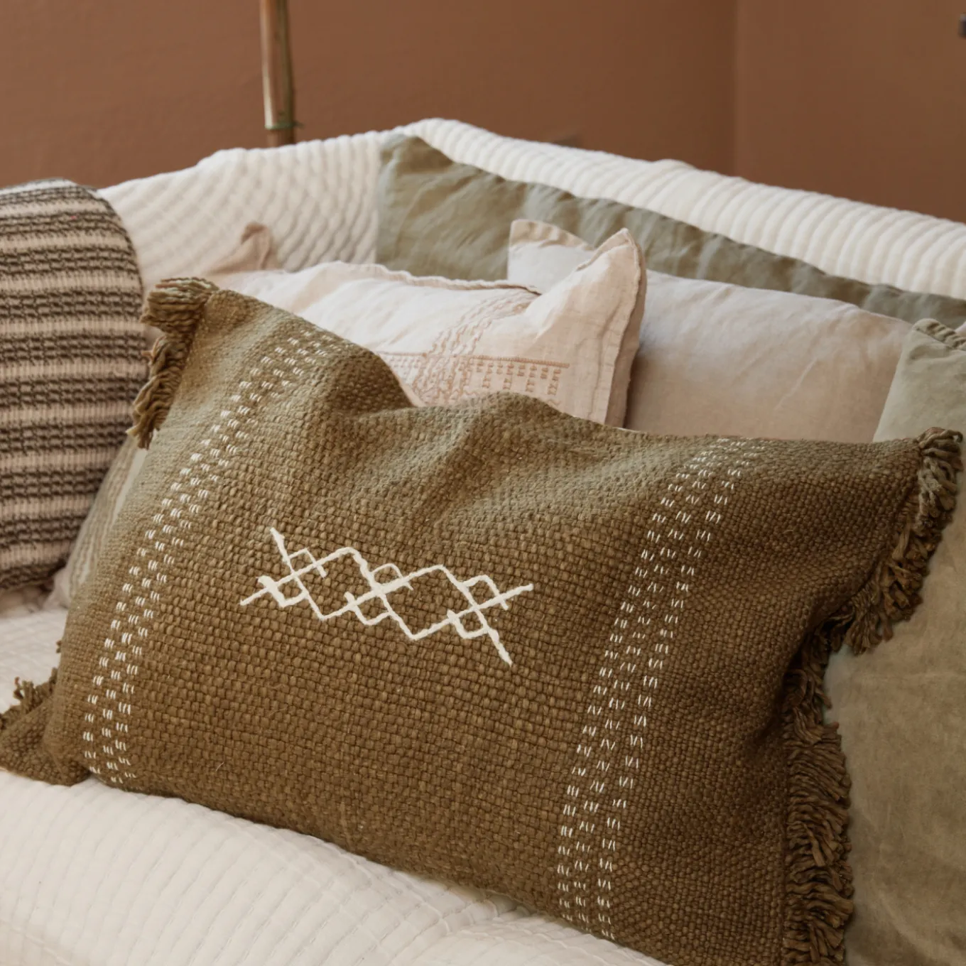 Kissenbezug mit Stickerei 40x60