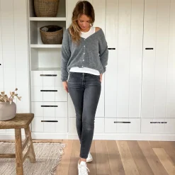 kurze Strickjacke Knöpfe