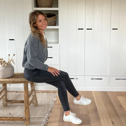 kurze Strickjacke Knöpfe