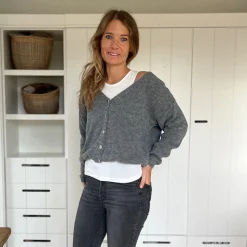 kurze Strickjacke Knöpfe