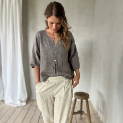 kurzes Leinen Shirt