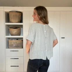 Leinenshirt, Knöpfe Rücken