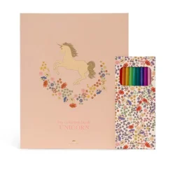 Malbuch mit Buntstiften