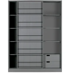 Schiebetürschrank leem