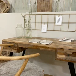 Schreibtisch mit 2 Schubladen