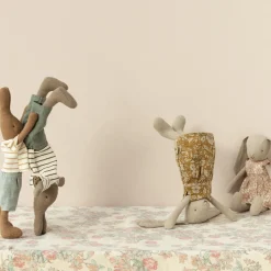 Stofftier Hase Gestreiftes Shirt Größe 2