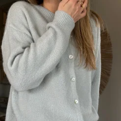 Strickjacke fein Knöpfe