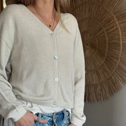 Strickjacke mit Knöpfen