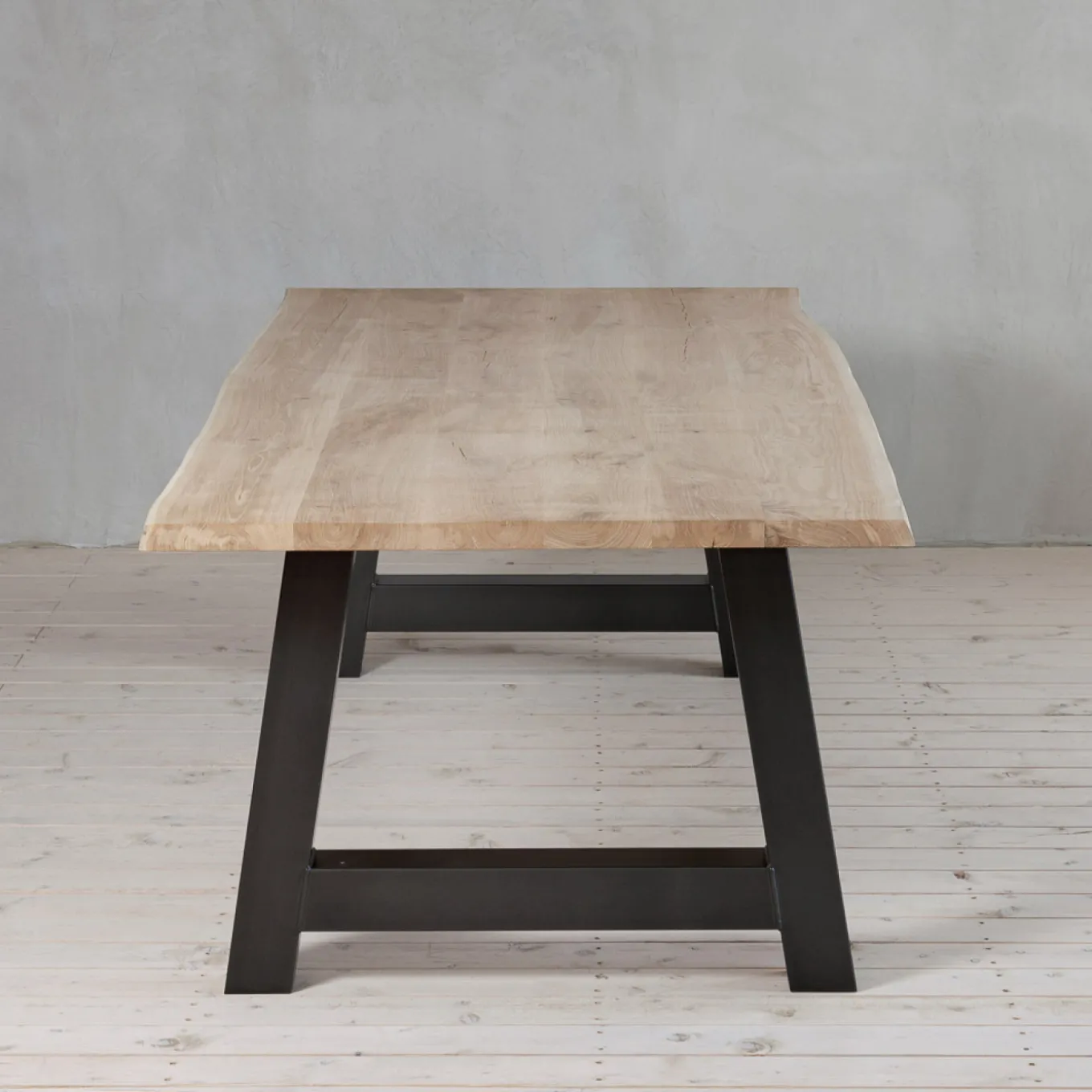 Tisch Eiche Baumkante