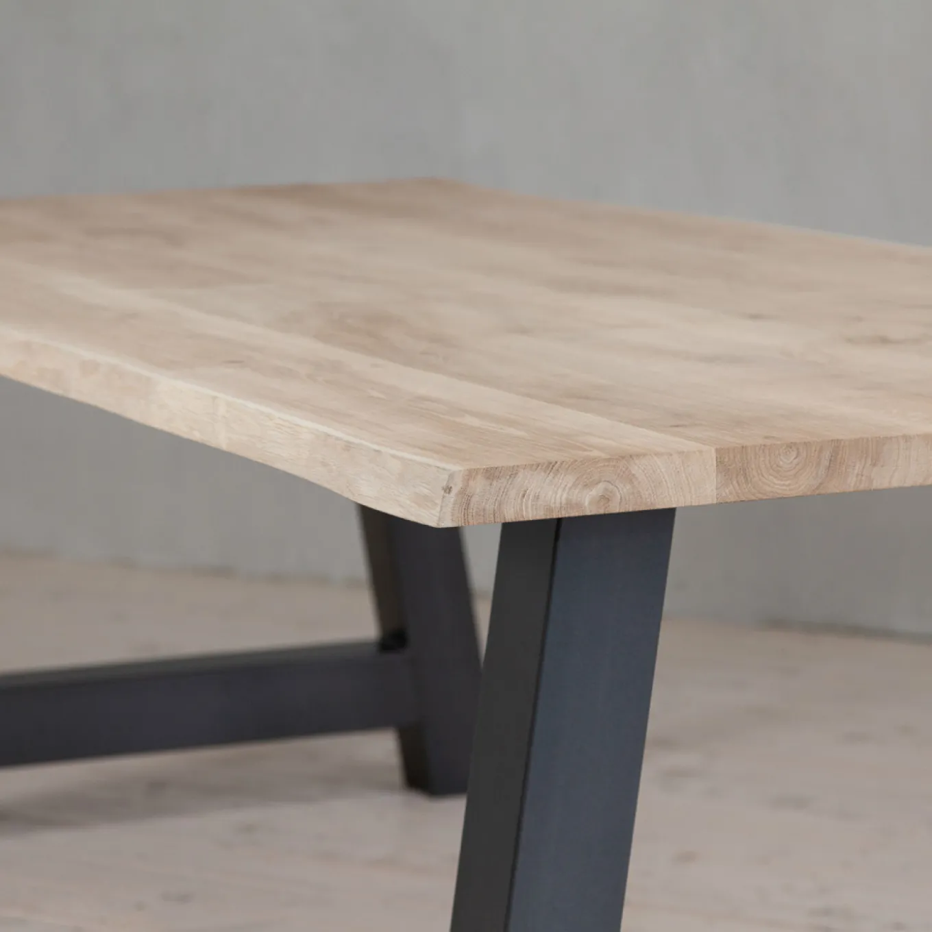 Tisch Eiche Baumkante