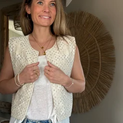 Weste mit Häkelmuster